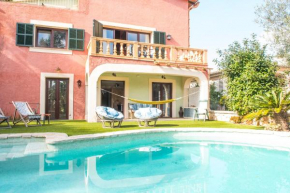 Villa REFUGI - ideal for family or friends with pool and games room